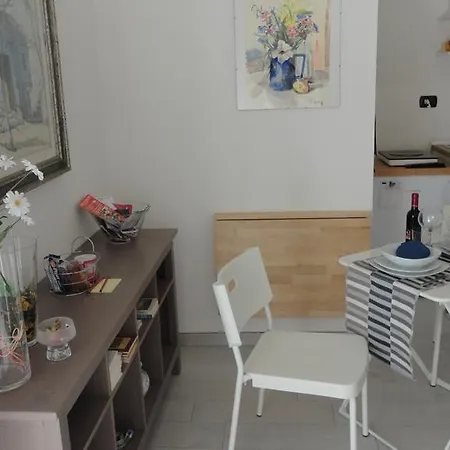 New Flat In The Heart Of Pozzuoli Apartment Exterior photo